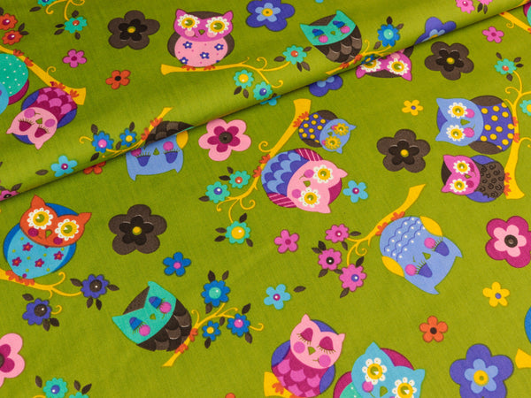 Baumwollstoff Eulen auf dem Ast grün-bunt B-Ware
