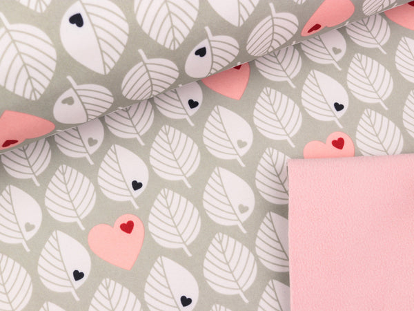 Reststück 150cm - NANO Softshell Blätter hellgrau-rosa byGraziela