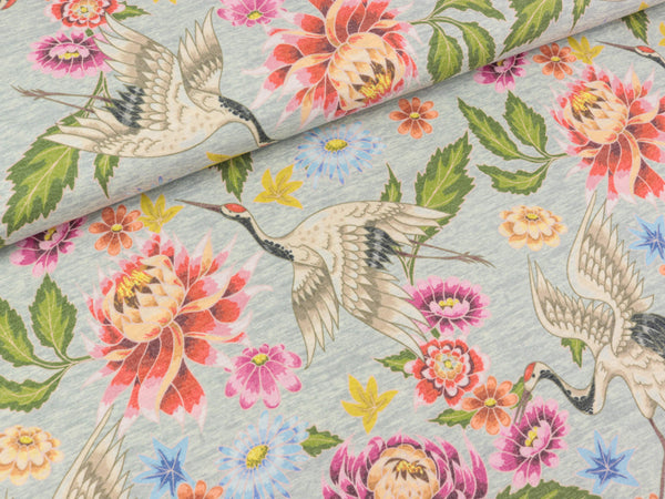 Reststück 20cm - Digital Print Melange Jersey Kraniche und Blumen bunt auf hellgrau meliert
