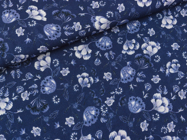 Viskosestoff Mia Blumen wasserblau-weiß auf Dunkelblau