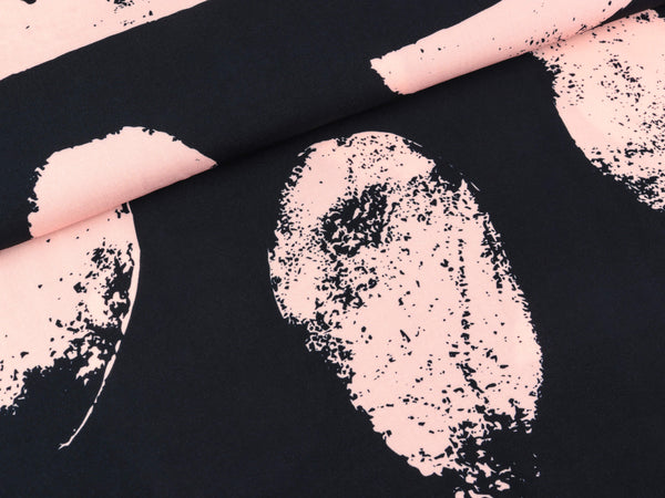 Reststück 63cm - Viskose Webware Big Potato hellrosa auf Tiefblau by Käselotti