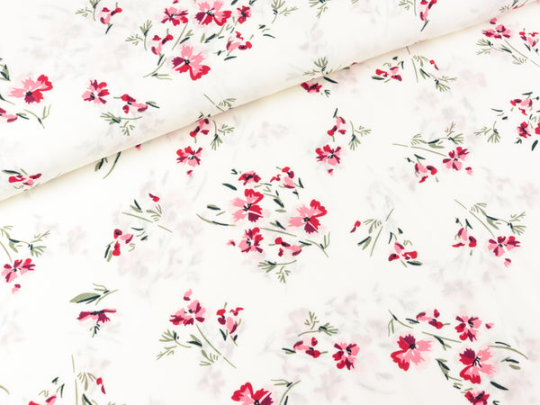 Viskosestoff Radiance Flowers Bartnelken auf Weiß