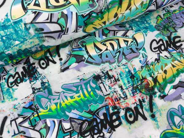 French Terry Graffiti bunt auf Weiß Digitaldruck