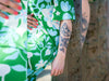 Hamburger Liebe New Cotton Satin Webware AL LAGO Fiori verde erba-bunt