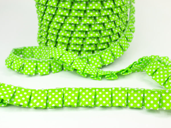 Faltenband lemongrün mit weißen Punkten 1m