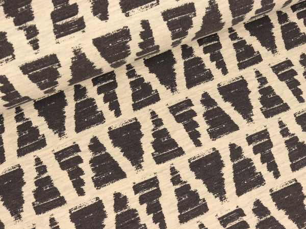 Baumwollsweat Triangle Strokes auf hellgrau meliert