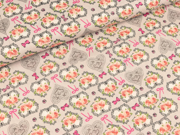 Baumwollstoff Rosenherzen auf Hellgrau