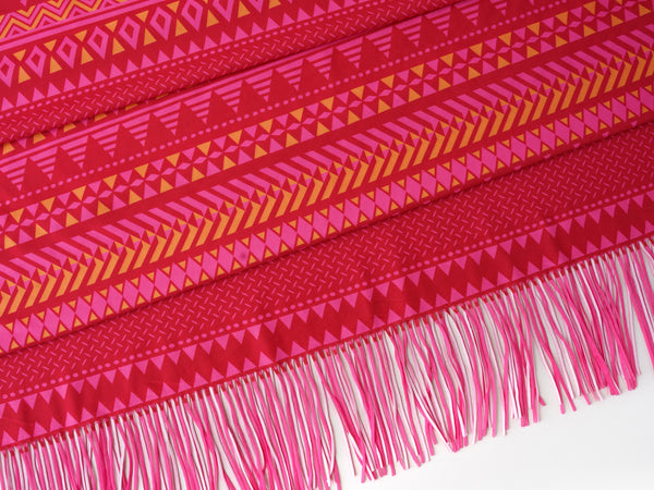 Reststück 93cm - Hamburger Liebe Fringe Me Geometric Red mit Fransenborte