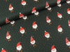 Baumwoll Webware Joel Weihnachtswichtel auf Tannengrün