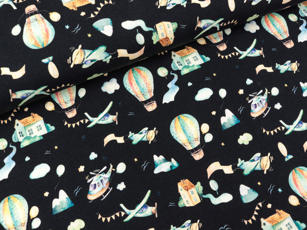 Baumwolljersey Nora Über den Wolken bunt auf Tiefblau