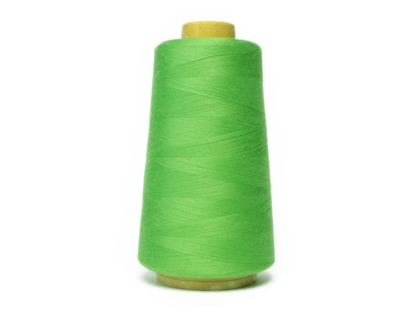 1 Rolle Overlocknähgarn Farbe Hellgrün 3000 Yard
